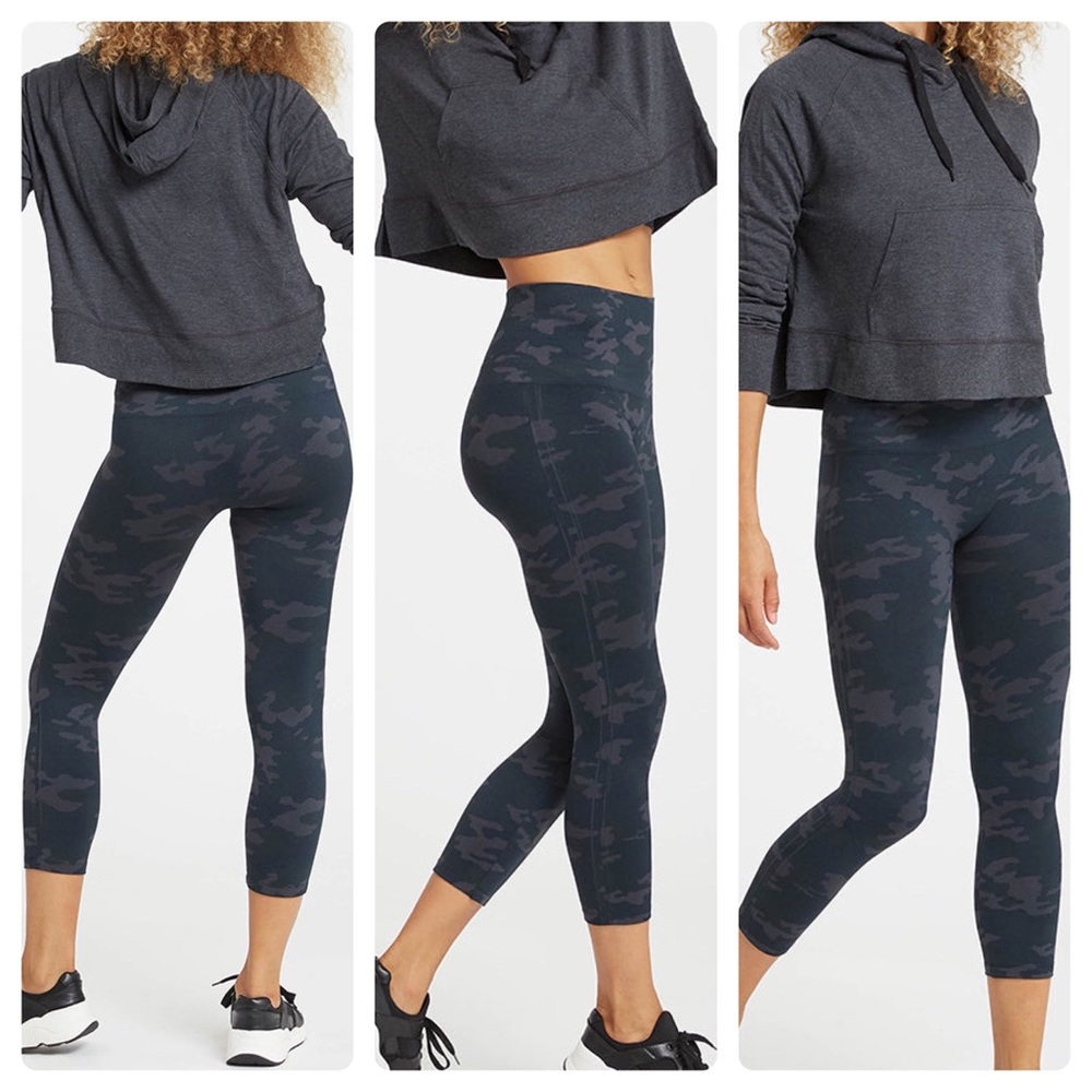 SPANX Black & Gray Camo High-Waist Capri Leggings